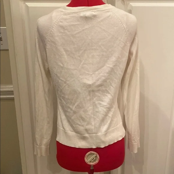 Elegant White Button-Up Sweater - Picture 3 of 5